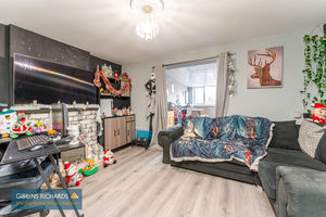 Sitting Room- click for photo gallery